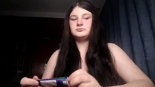 BeatriceMolands online show from April 2026 06:32:02 PM