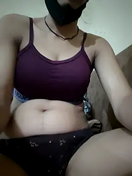 Snapshot of Cute-Nitya_21 chatting on June 2026 03:26:01 AM Cute-Nitya 21 online show from June 2026 03:26:01 AM