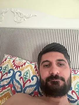 fatihbry657 online show from April 2026 11:33:01 AM