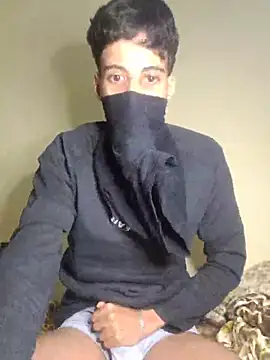 Snapshot of arabic_boy_hot chatting on April 2026 06:45:01 PM arabic boy hot online show from April 2026 06:45:01 PM