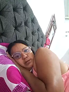 Snapshot of Samanta-42 chatting on May 2026 02:18:01 AM Samanta-42 online show from May 2026 02:18:01 AM