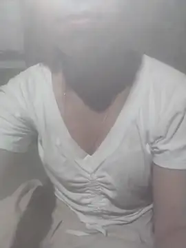 Snapshot of Zara-Lina chatting on April 2026 01:46:01 PM Zara-Lina online show from April 2026 01:46:01 PM