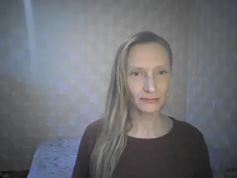 Snapshot of LunaBelle8 chatting on May 2026 04:59:02 PM LunaBelle8 online show from May 2026 04:59:02 PM