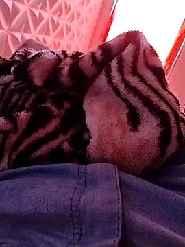 Snapshot of phzada22 chatting on April 2026 05:36:01 PM phzada22 online show from April 2026 05:36:01 PM