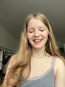 Snapshot of LilianHowards chatting on June 2026 11:53:01 AM LilianHowards online show from June 2026 11:53:01 AM