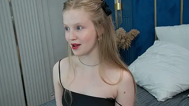 Snapshot of LilianHowards chatting on June 2026 01:26:01 PM LilianHowards online show from June 2026 01:26:01 PM