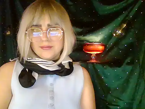 MillaNox online show from April 2026 09:18:02 PM