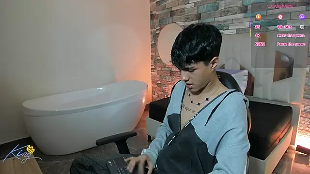 Snapshot of Damian_tay chatting on May 2026 04:15:02 PM Damian tay online show from May 2026 04:15:02 PM