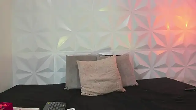 Snapshot of lucy_rouse1 chatting on May 2026 05:03:02 AM lucy rouse1 online show from May 2026 05:03:02 AM