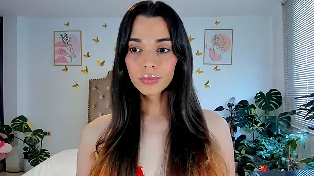 Snapshot of bella_grego chatting on June 2026 05:37:01 PM bella grego online show from June 2026 05:37:01 PM