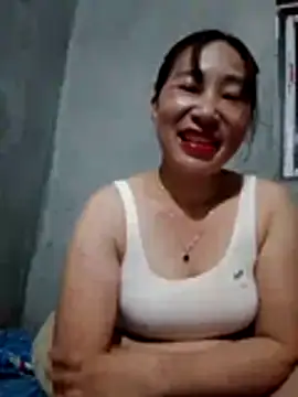 Snapshot of Tieuthu2 chatting on April 2026 02:15:01 PM Tieuthu2 online show from April 2026 02:15:01 PM