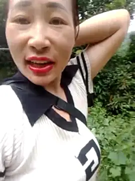 Snapshot of Tieuthu2 chatting on July 2026 04:29:01 AM Tieuthu2 online show from July 2026 04:29:01 AM