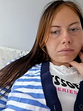 Snapshot of AquaxBlue chatting on July 2026 09:04:02 AM AquaxBlue online show from July 2026 09:04:02 AM