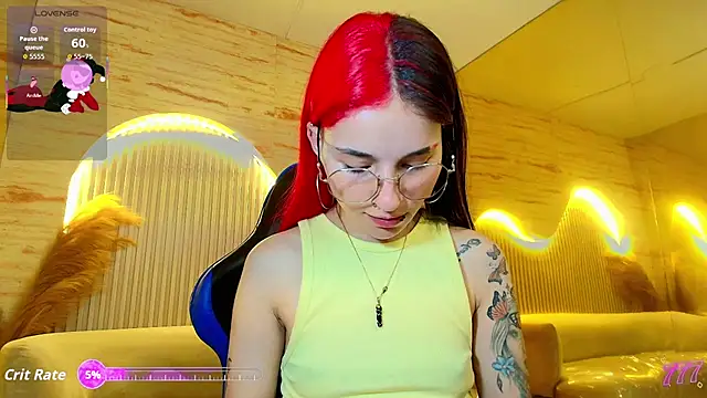 Moon Red r online show from May 2026 12:46:02 PM