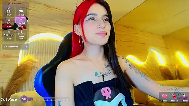 Moon Red r online show from May 2026 06:09:01 PM