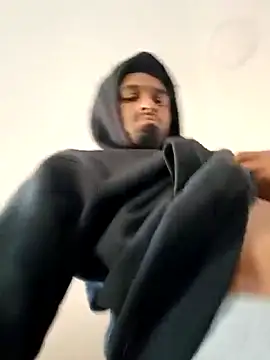 Maniac42024 online show from April 2026 03:05:02 PM