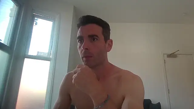 Snapshot of frenchbdmaninlondon chatting on July 2026 01:40:01 PM frenchbdmaninlondon online show from July 2026 01:40:01 PM
