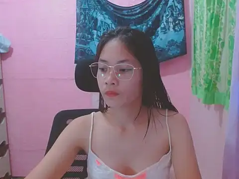 Sweetsexylady19 online show from May 2026 12:44:02 PM