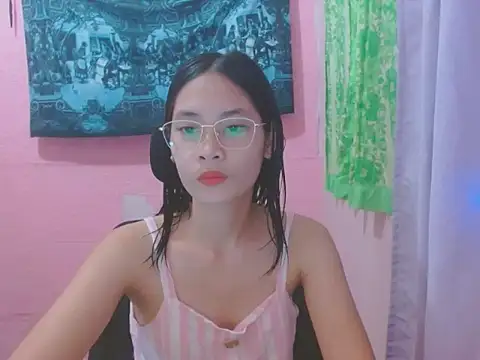 Snapshot of Sweetsexylady19 chatting on June 2026 05:52:02 AM Sweetsexylady19 online show from June 2026 05:52:02 AM
