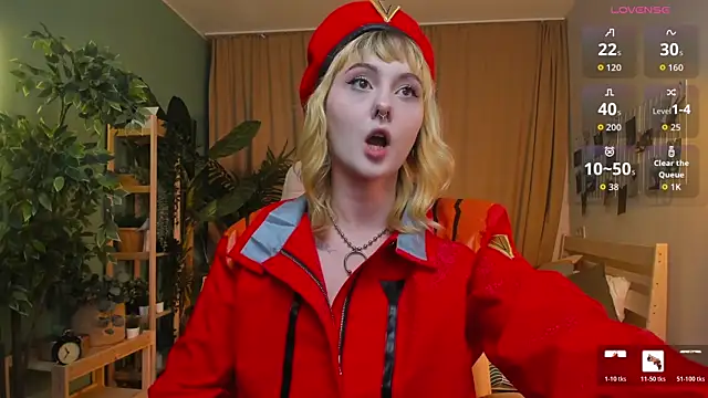 Snapshot of Emma_Thomps chatting on May 2026 02:11:02 PM Emma Thomps online show from May 2026 02:11:02 PM