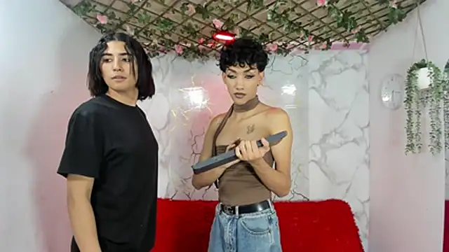 DAHNE HOT  online show from May 2026 12:46:01 PM