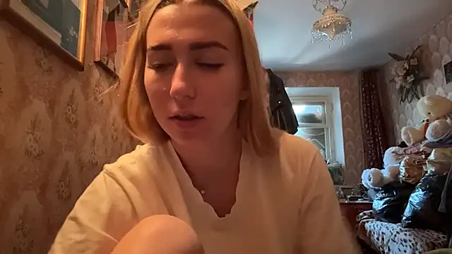 MandyVandy online show from April 2026 04:10:02 AM