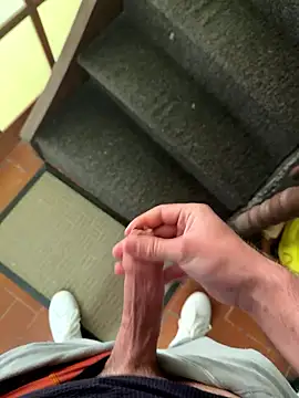 julien40000 online show from April 2026 02:56:01 PM