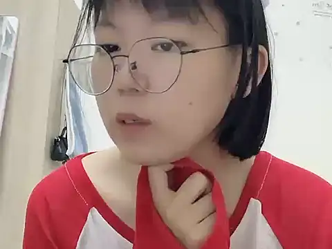 Snapshot of Belle-LL chatting on April 2026 02:48:01 PM Belle-LL online show from April 2026 02:48:01 PM