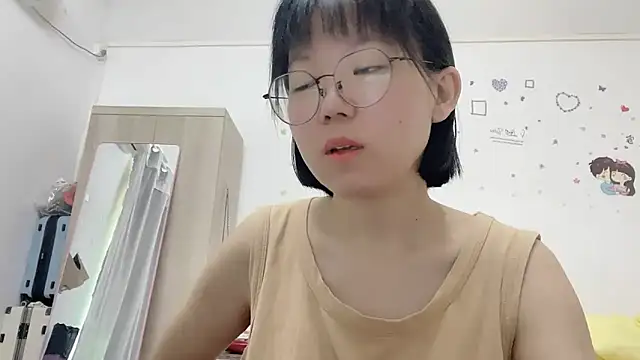 Snapshot of Belle-LL chatting on April 2026 08:20:02 AM Belle-LL online show from April 2026 08:20:02 AM