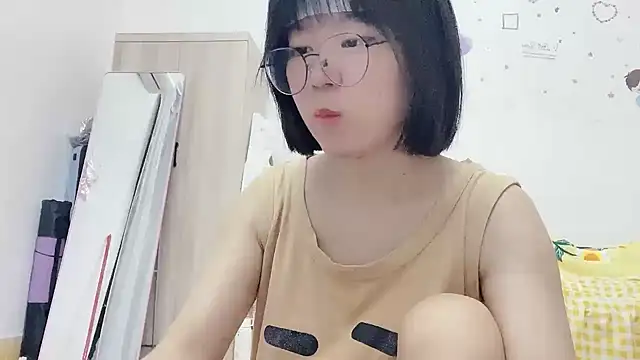 Snapshot of Belle-LL chatting on May 2026 02:58:02 PM Belle-LL online show from May 2026 02:58:02 PM