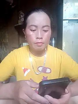 Snapshot of phuongtrinh1 chatting on May 2026 07:50:02 AM phuongtrinh1 online show from May 2026 07:50:02 AM
