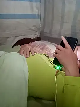 Snapshot of phuongtrinh1 chatting on June 2026 10:32:02 PM phuongtrinh1 online show from June 2026 10:32:02 PM