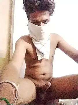 Snapshot of Gujju_chhokro_ chatting on June 2026 05:37:01 PM Gujju chhokro online show from June 2026 05:37:01 PM