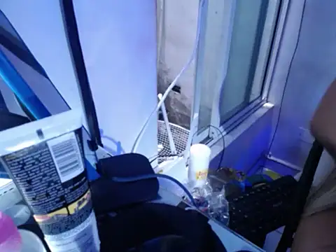 Brittani1258 online show from April 2026 06:49:01 PM