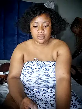 bloomlyshortyx online show from April 2026 06:53:02 PM