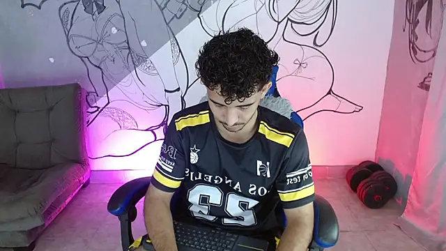 caius bigcock1 online show from May 2026 12:34:02 PM