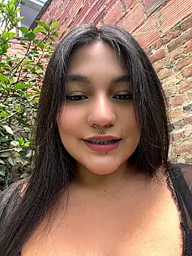 Snapshot of emily_gv1 chatting on July 2026 05:51:02 PM emily gv1 online show from July 2026 05:51:02 PM