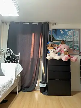 marolycol online show from April 2026 06:36:02 PM