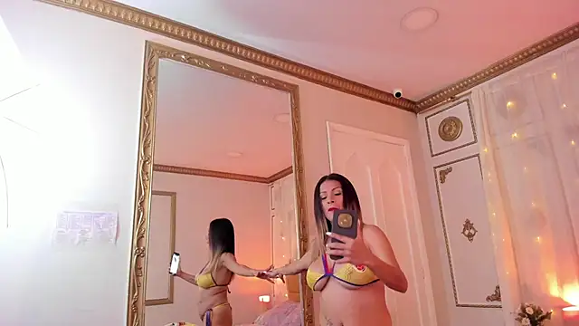 Snapshot of cris_milk chatting on June 2026 07:26:02 PM cris milk online show from June 2026 07:26:02 PM
