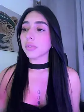 Snapshot of IsabellaNoir_ chatting on May 2026 11:46:02 PM IsabellaNoir online show from May 2026 11:46:02 PM