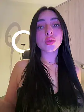 IsabellaNoir  online show from July 2026 04:22:01 PM