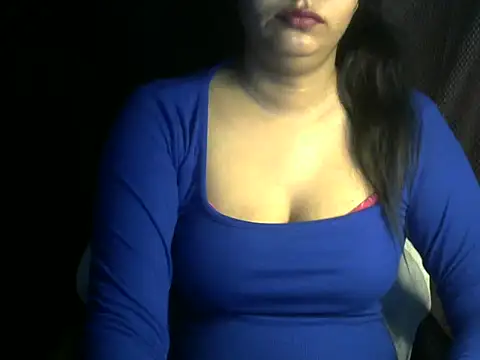 aaysha lov online show from May 2026 11:43:02 PM