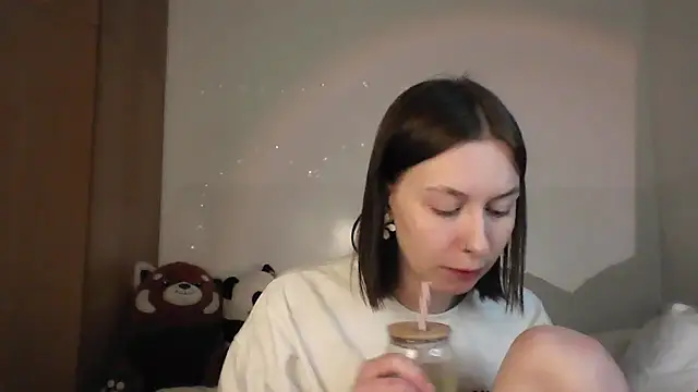 JuicyErika online show from April 2026 08:22:02 PM