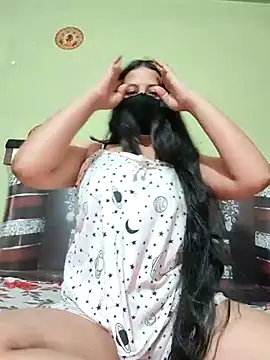 Snapshot of Priya_9945 chatting on May 2026 02:53:02 AM Priya 9945 online show from May 2026 02:53:02 AM