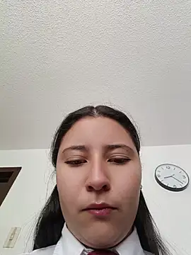 Snapshot of Queen_linda1 chatting on July 2026 01:24:02 PM Queen linda1 online show from July 2026 01:24:02 PM