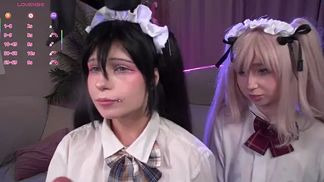 Snapshot of CosplayDream chatting on May 2026 09:31:01 PM CosplayDream online show from May 2026 09:31:01 PM
