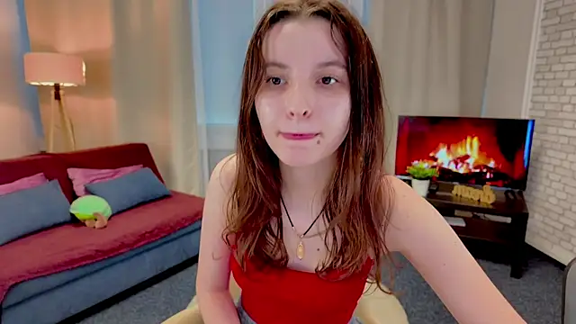 BelovedAlice online show from April 2026 05:17:02 PM