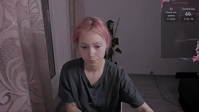 Snapshot of VikaViktoria chatting on June 2026 09:06:01 PM VikaViktoria online show from June 2026 09:06:01 PM