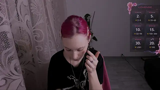 Snapshot of VikaViktoria chatting on June 2026 09:04:01 PM VikaViktoria online show from June 2026 09:04:01 PM