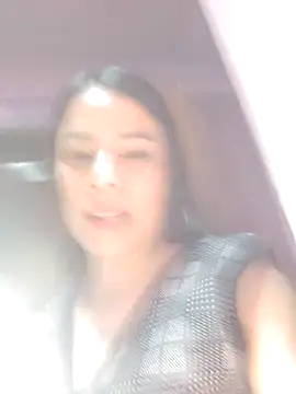 Nicol Alvarez1 online show from May 2026 09:19:01 PM